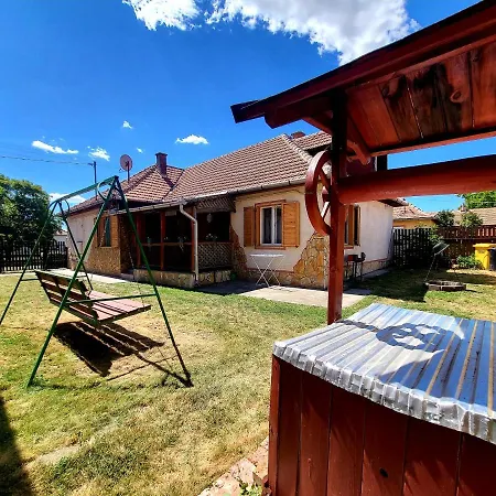 Watair House Апартаменты