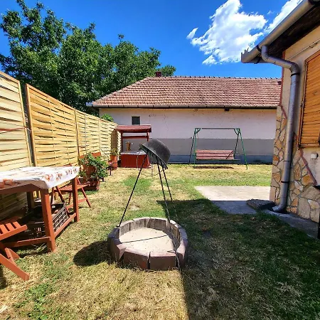 Apartman Watair House